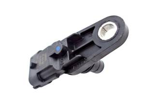 Bosch - New Camshaft Position Sensor for Buck Cadillac Chevrolet - PC762 - Image 1